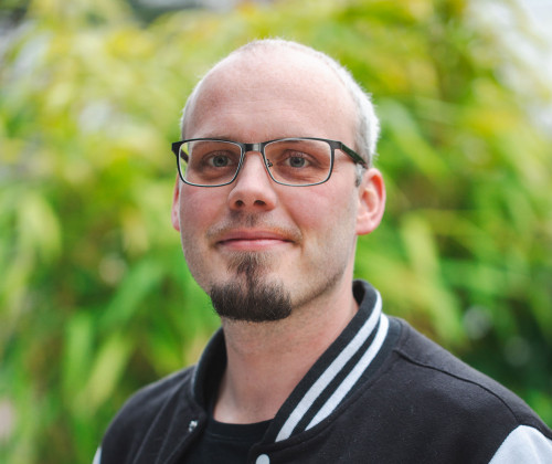 Eric, Hotel Manager Hotel Schani City