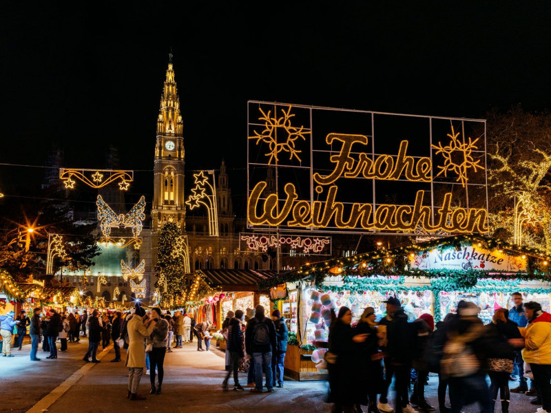 Christmas market in front of Vienna City Hall