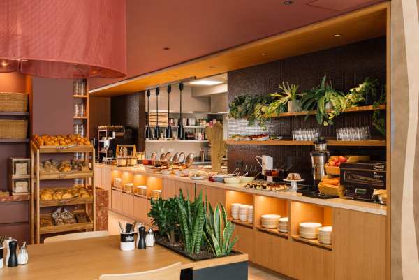 Frühstücksbuffet im Hotel Schani City
