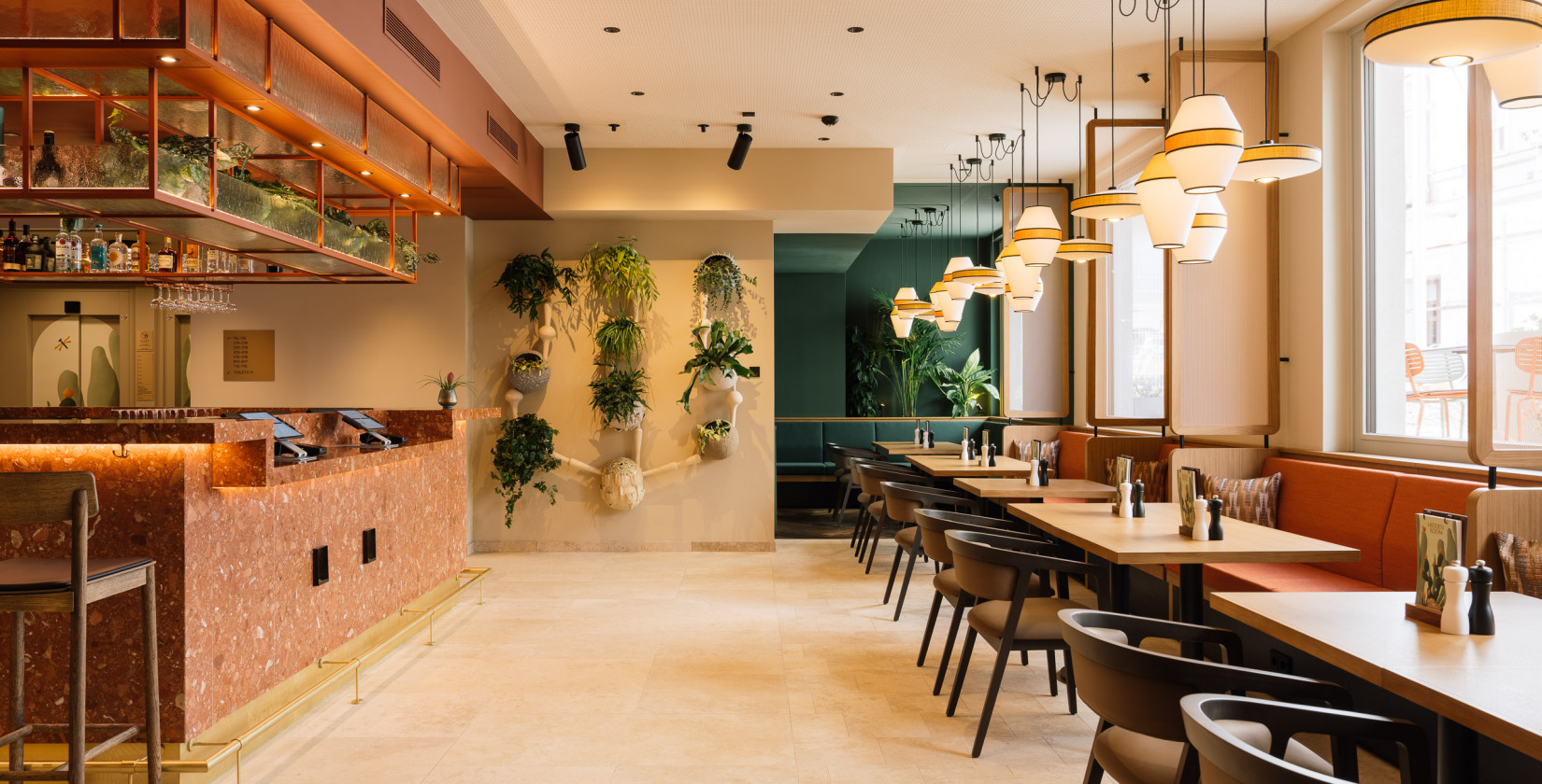 Lobby im Hotel Schani City