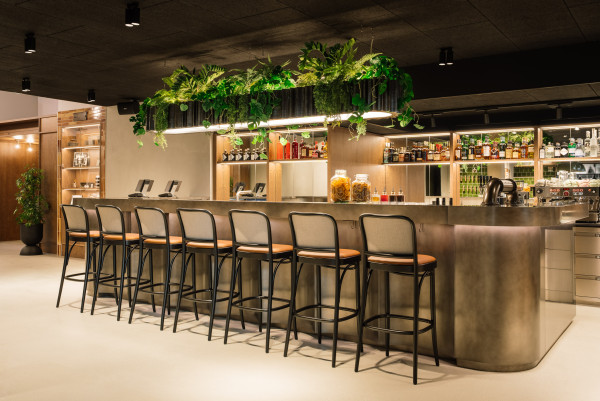 Rezeption und Bar im Hotel Schani Naschmarkt