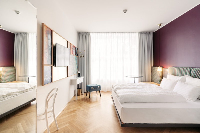 Bright Smart Street Room at Hotel Schani Salon