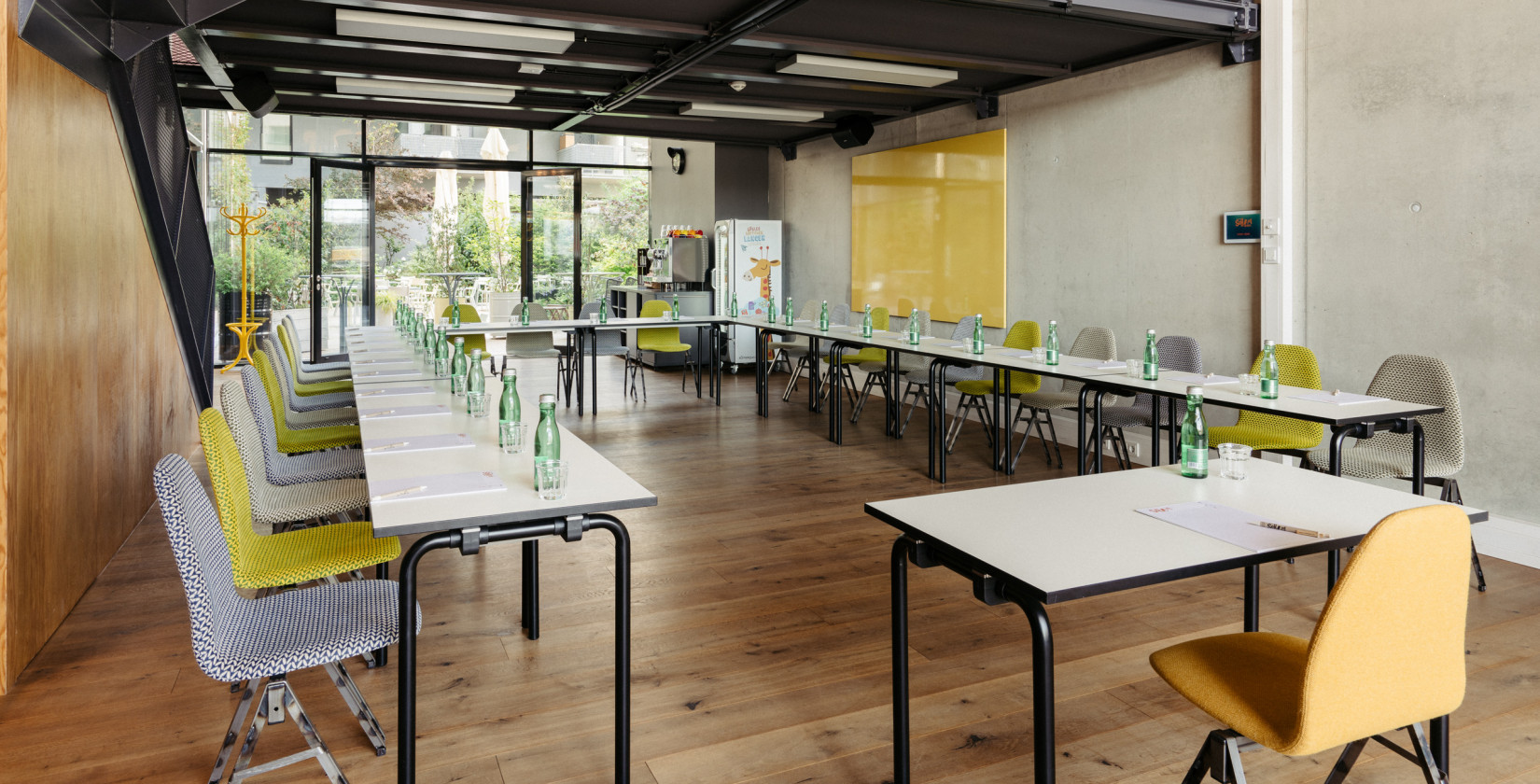 U-Tafel im Ground Floor Seminarraum im Hotel Schani Wien