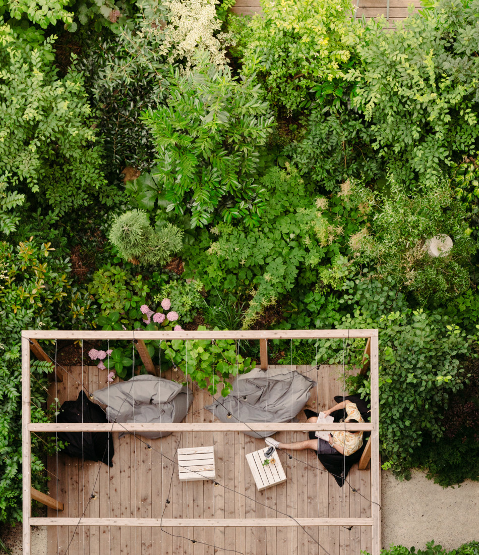 Aussicht von oben aus dem Boutique Hotel auf Schani's Garten, eine Grünoase mitten in Wien